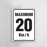 Maximum 20 km/h